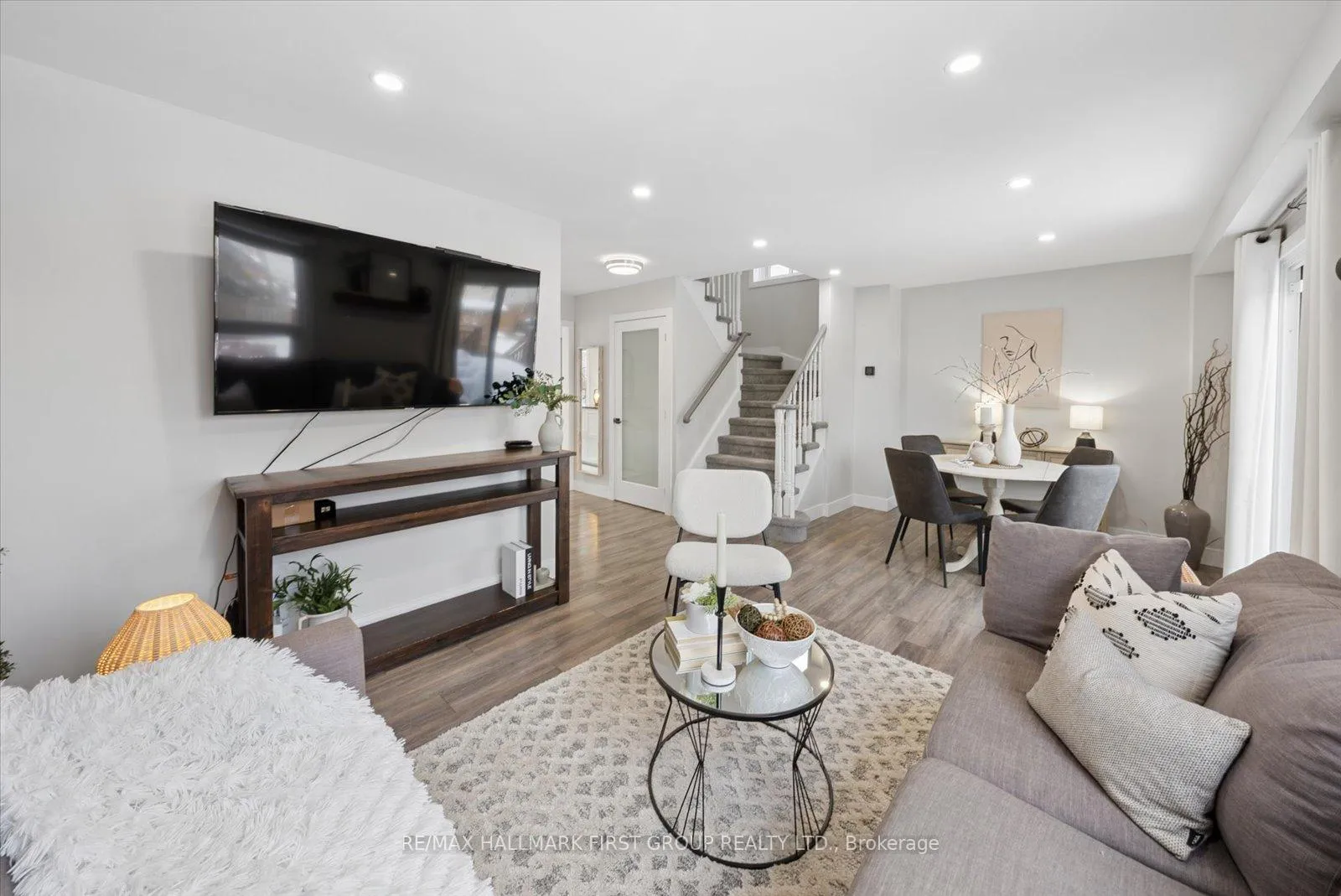 Photo 10 of 101 Natanya Boulevard, Georgina, Keswick North — HOMEH