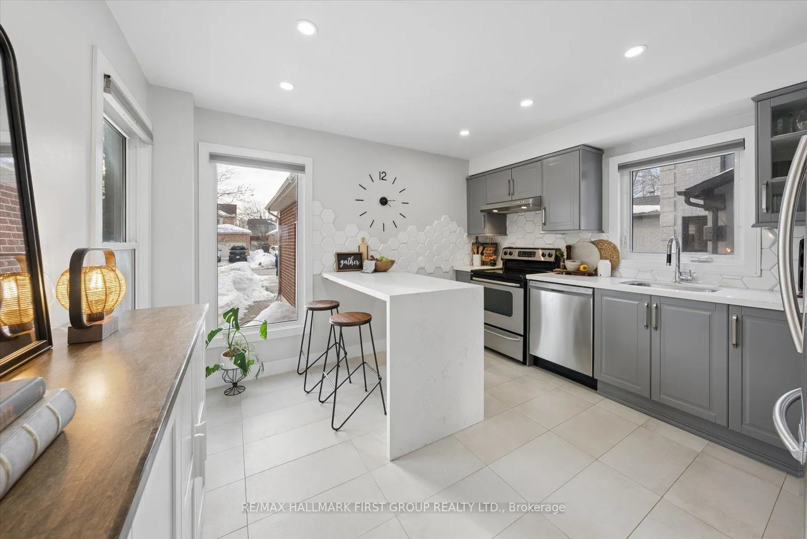 Photo 14 of 101 Natanya Boulevard, Georgina, Keswick North — HOMEH