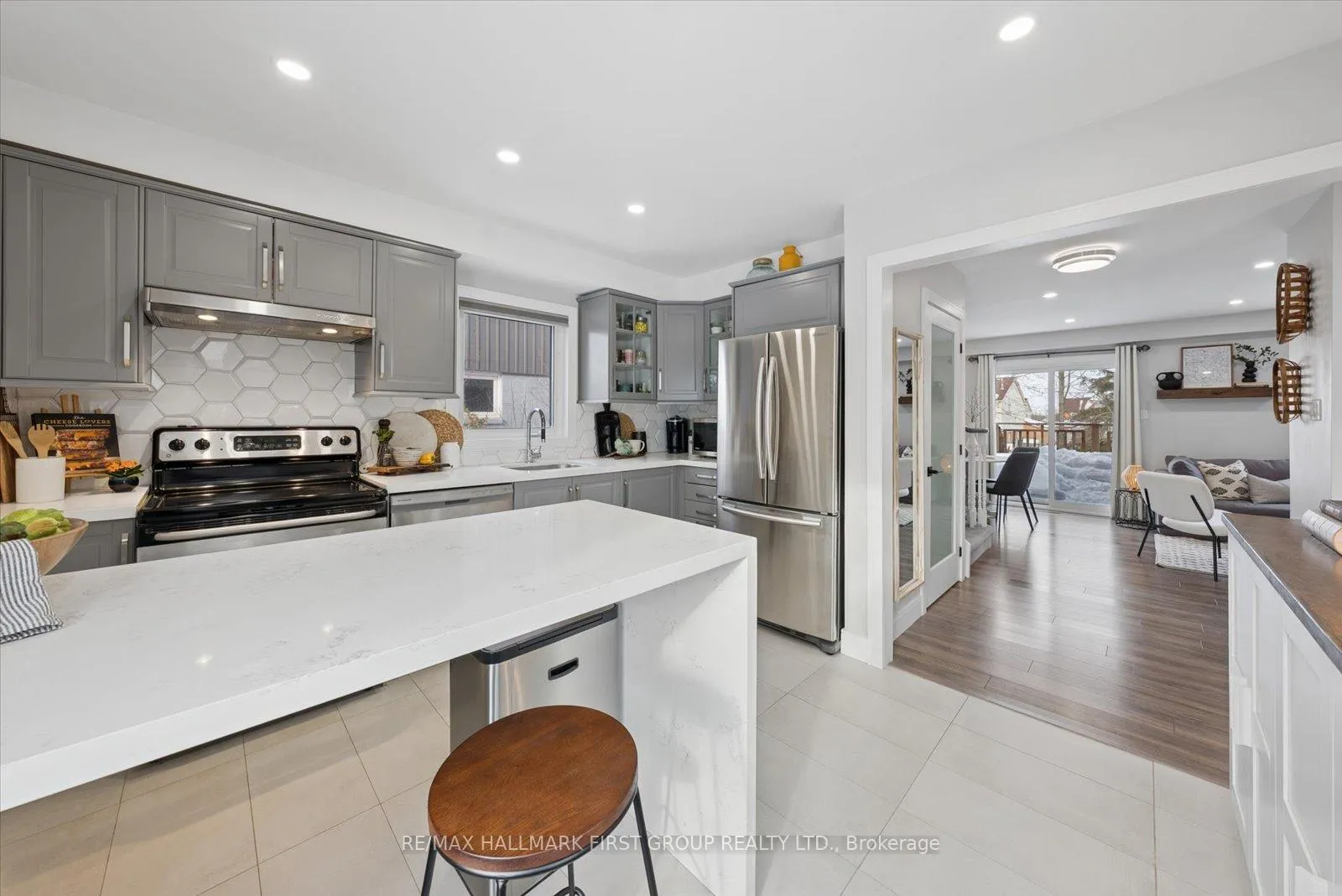 Photo 17 of 101 Natanya Boulevard, Georgina, Keswick North — HOMEH