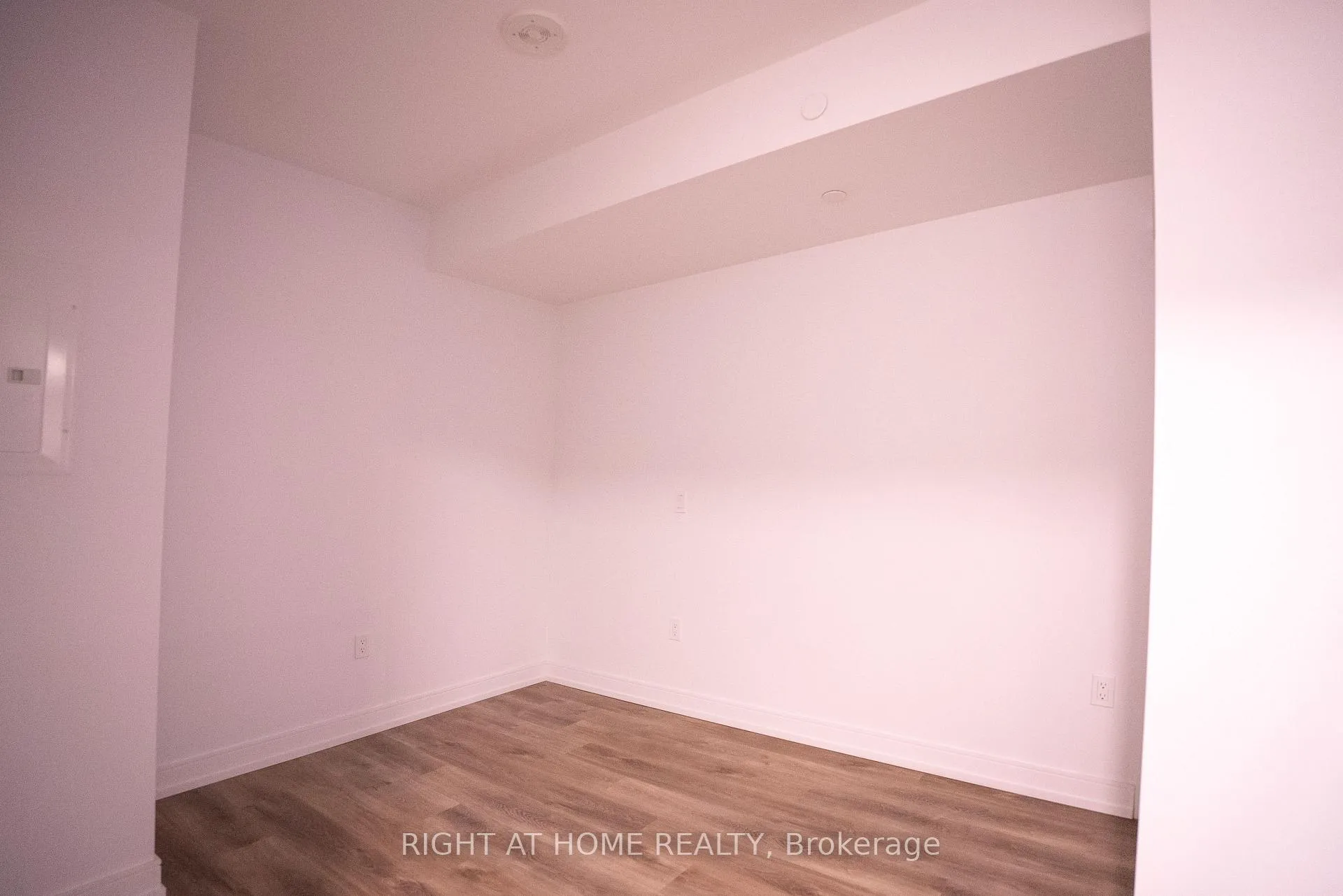 Photo 8 of Unit 619, 1 Jarvis Street, Hamilton, Beasley — HOMEH