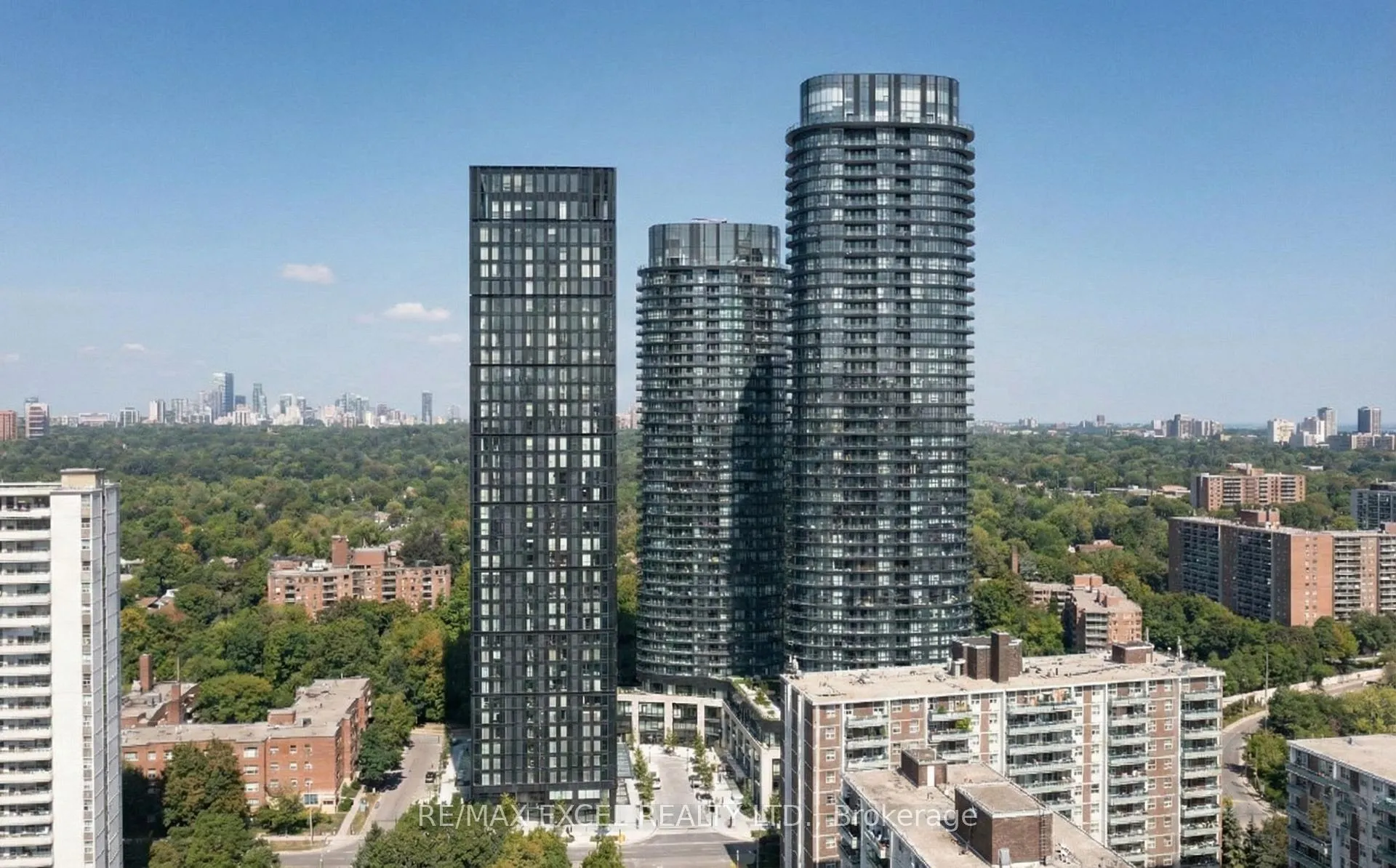 Photo 3 of Unit 1720, 585 Bloor Street E, Toronto, North St. James Town — HOMEH