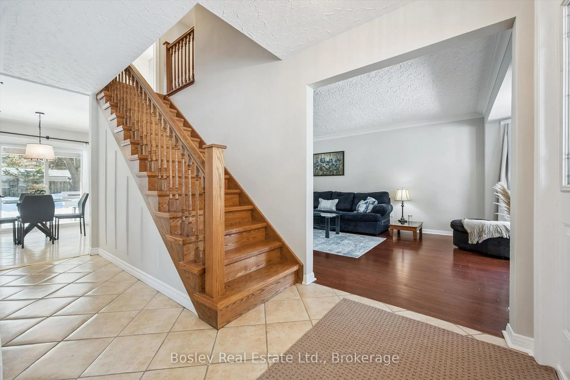 Photo 10 of 202 Dimson Avenue, Guelph, Kortright East — HOMEH