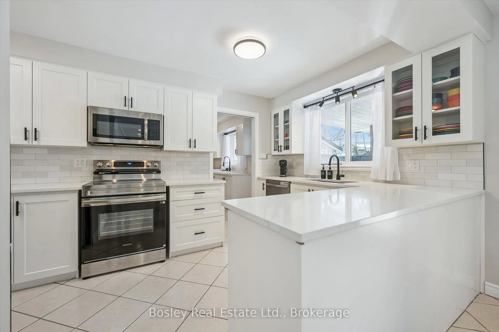 Photo 11 of 202 Dimson Avenue, Guelph, Kortright East — HOMEH