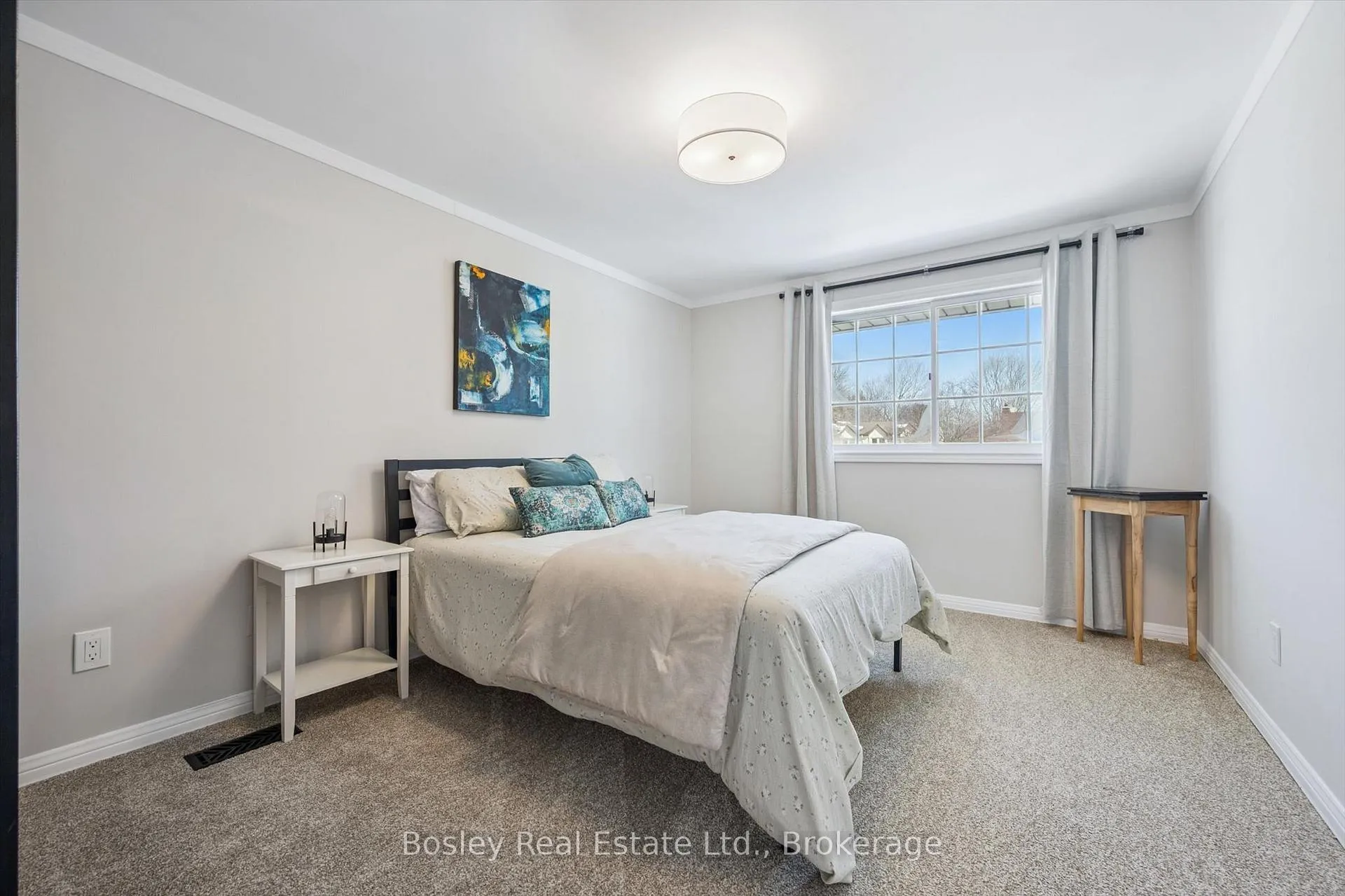 Photo 31 of 202 Dimson Avenue, Guelph, Kortright East — HOMEH