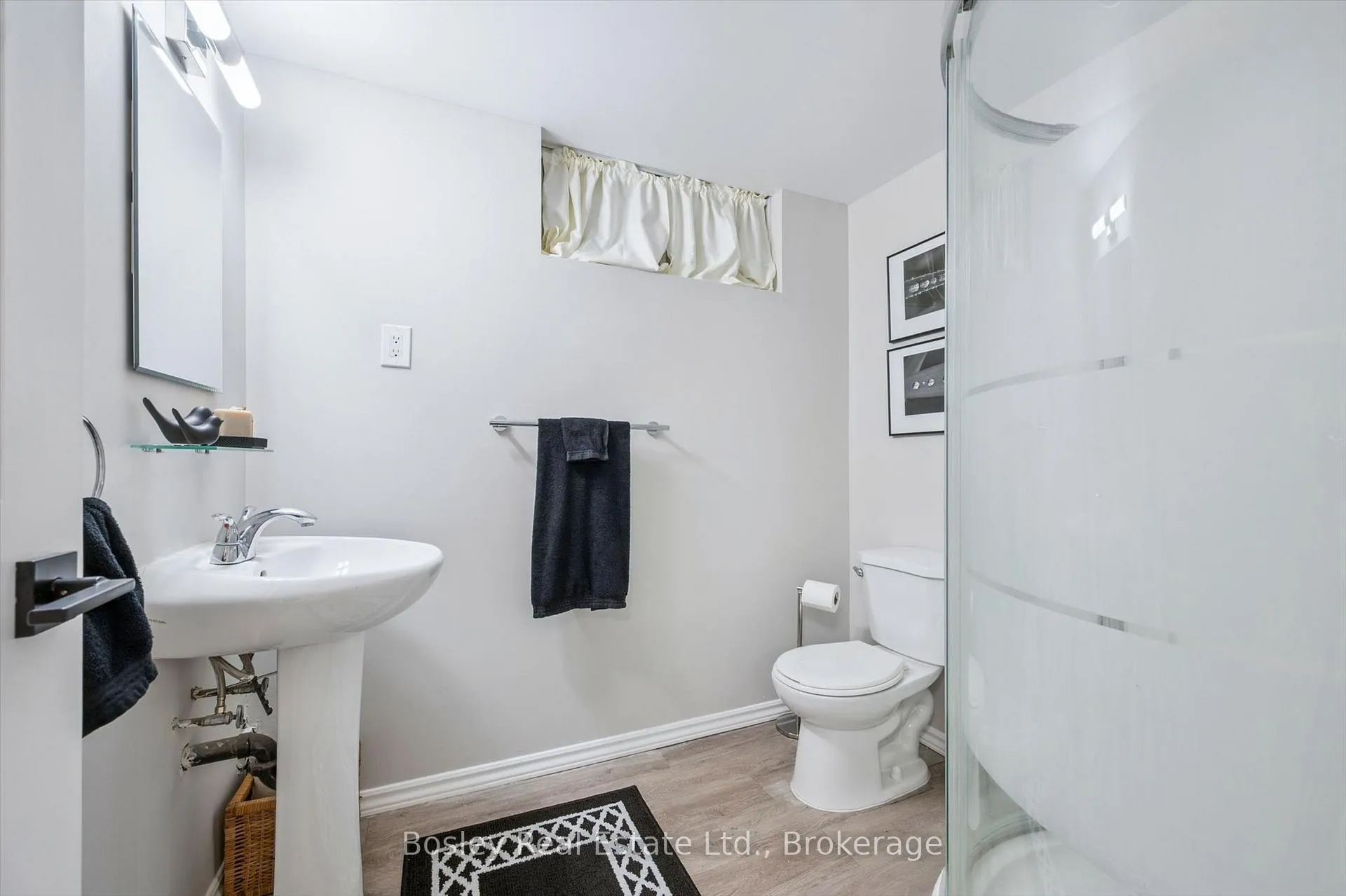 Photo 37 of 202 Dimson Avenue, Guelph, Kortright East — HOMEH