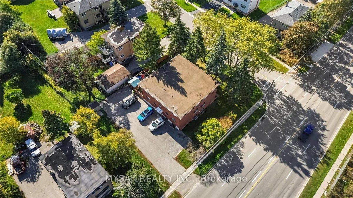 Photo 5 of 1033 Ravine Road, Oshawa, Lakeview — HOMEH