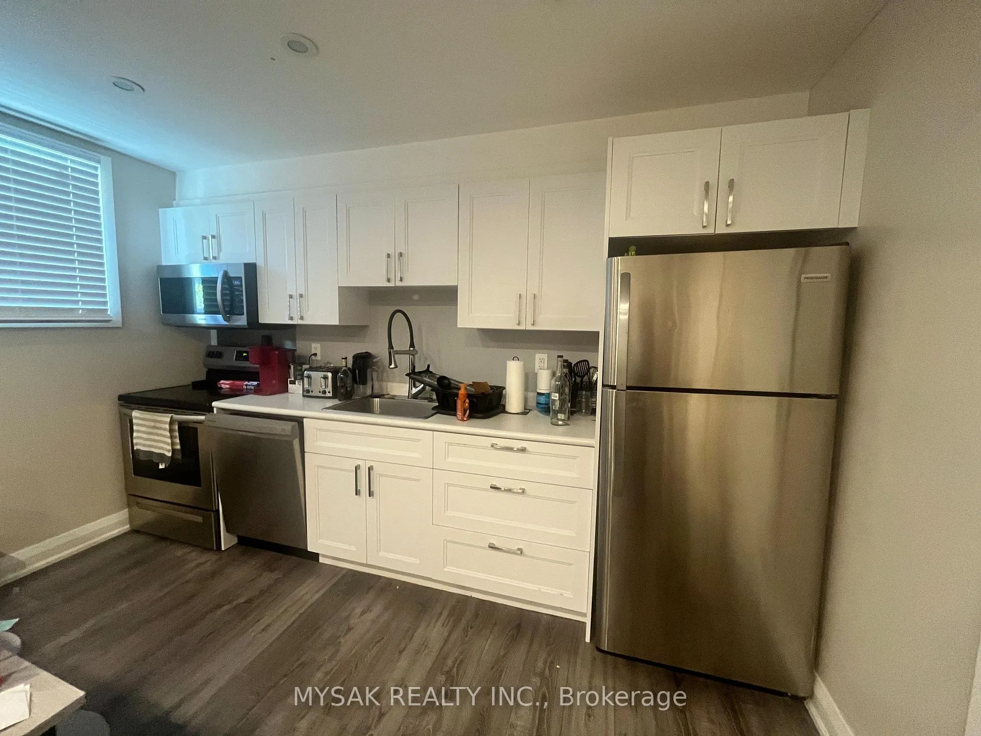 Photo 13 of 1033 Ravine Road, Oshawa, Lakeview — HOMEH