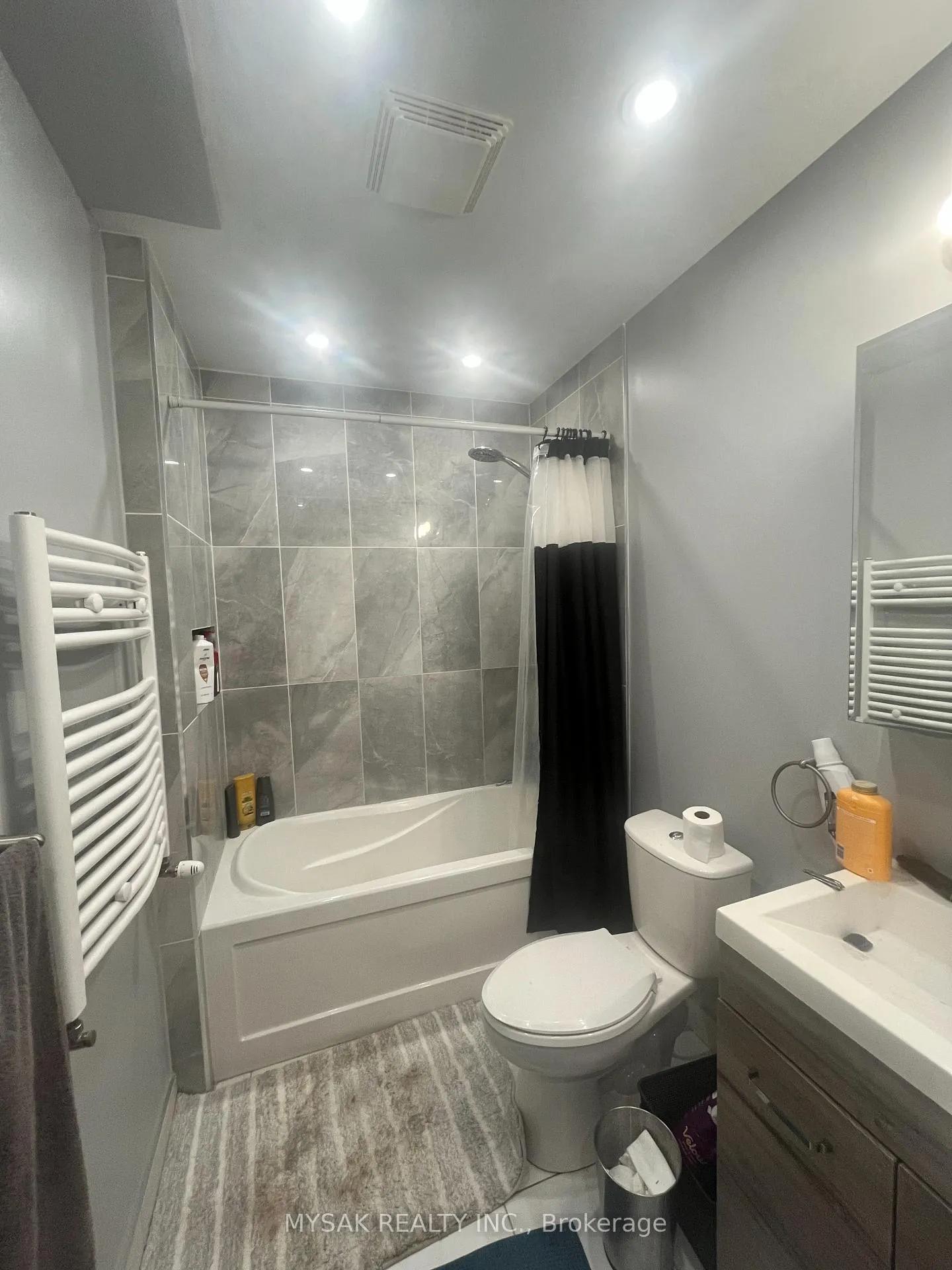 Photo 14 of 1033 Ravine Road, Oshawa, Lakeview — HOMEH