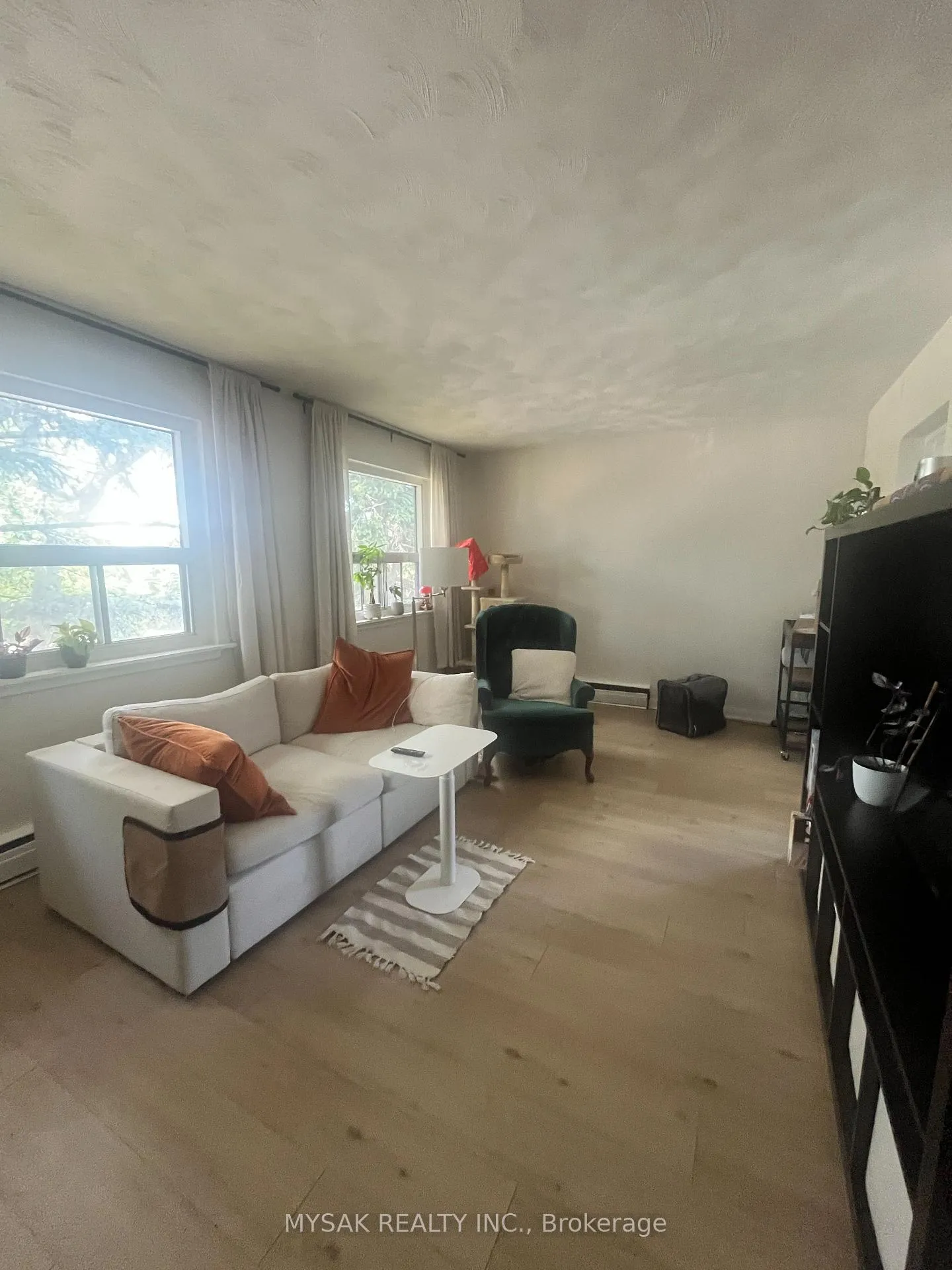 Photo 17 of 1033 Ravine Road, Oshawa, Lakeview — HOMEH