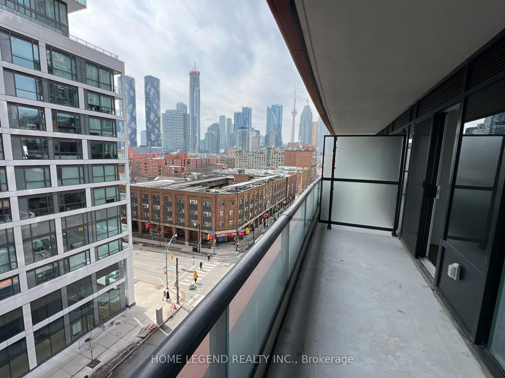 Photo 12 of Unit 810, 180 Front Street E, Toronto, Moss Park — HOMEH