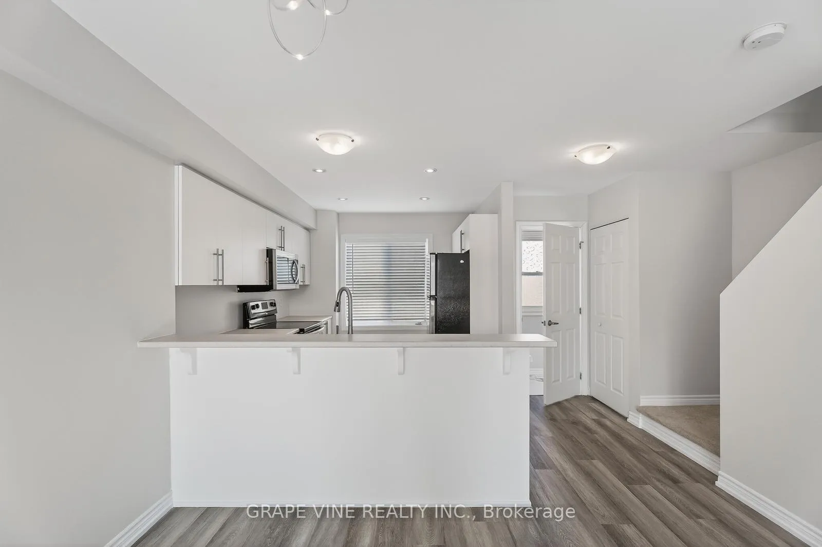 Photo 11 of 750 Sanibel Private, Ottawa, Westcliffe Estates — HOMEH