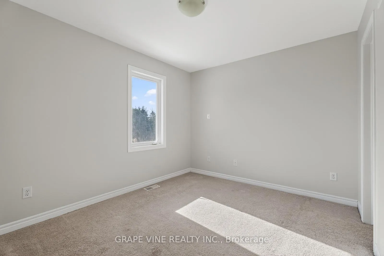 Photo 19 of 750 Sanibel Private, Ottawa, Westcliffe Estates — HOMEH