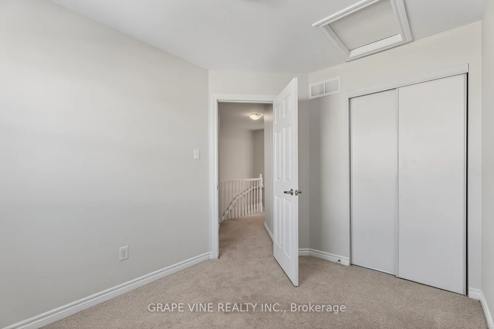 Photo 23 of 750 Sanibel Private, Ottawa, Westcliffe Estates — HOMEH