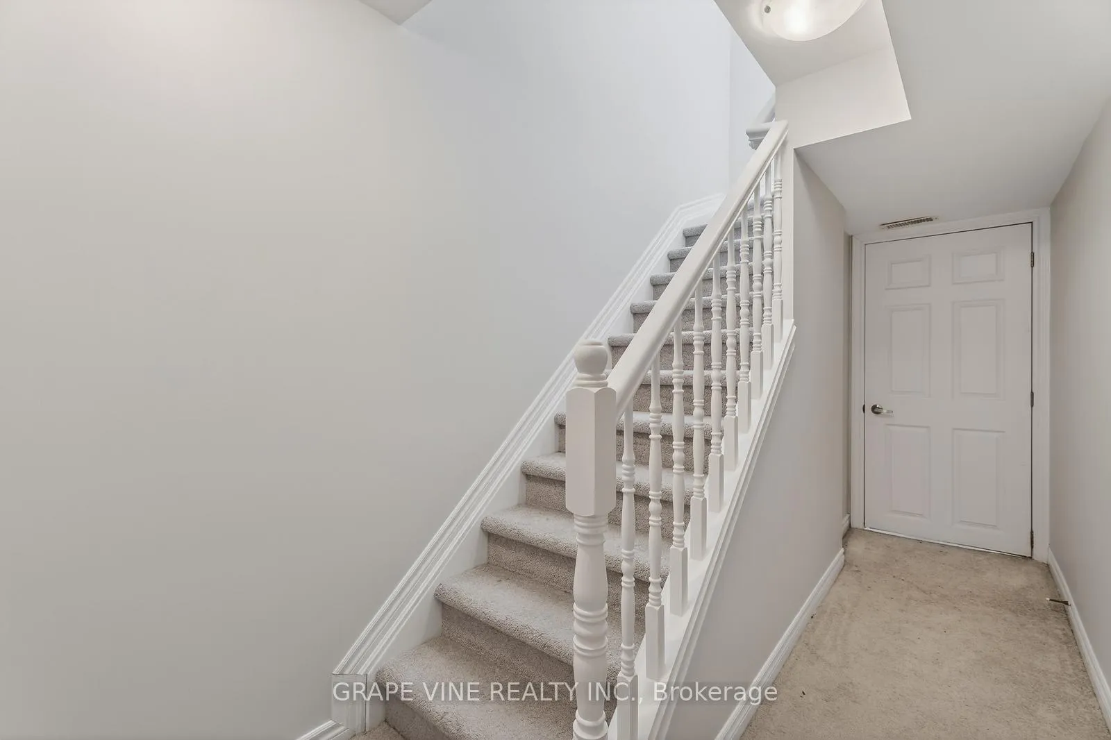Photo 28 of 750 Sanibel Private, Ottawa, Westcliffe Estates — HOMEH
