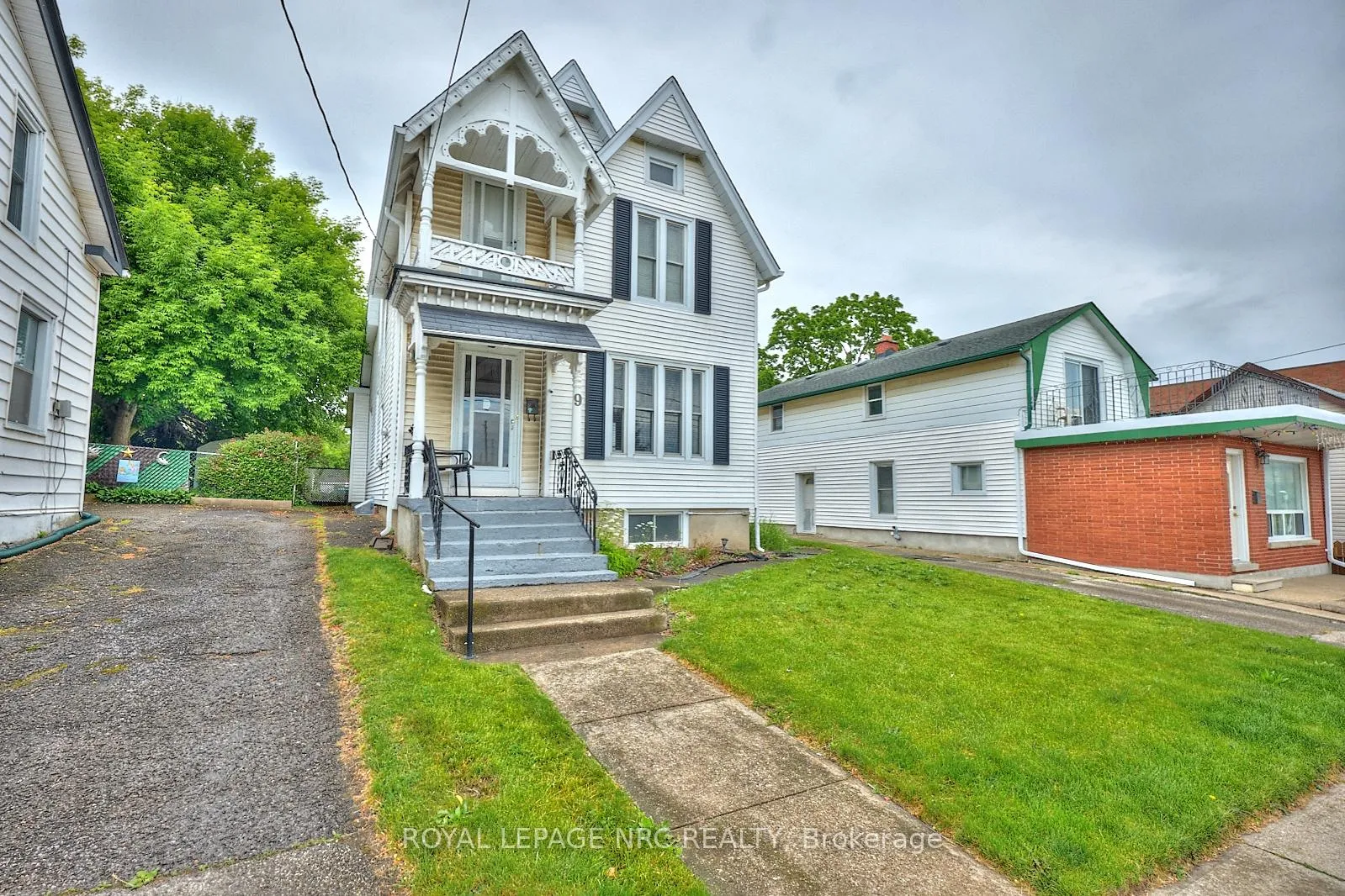 Photo 3 of 9 Pine Street S, Thorold, Thorold Downtown — HOMEH