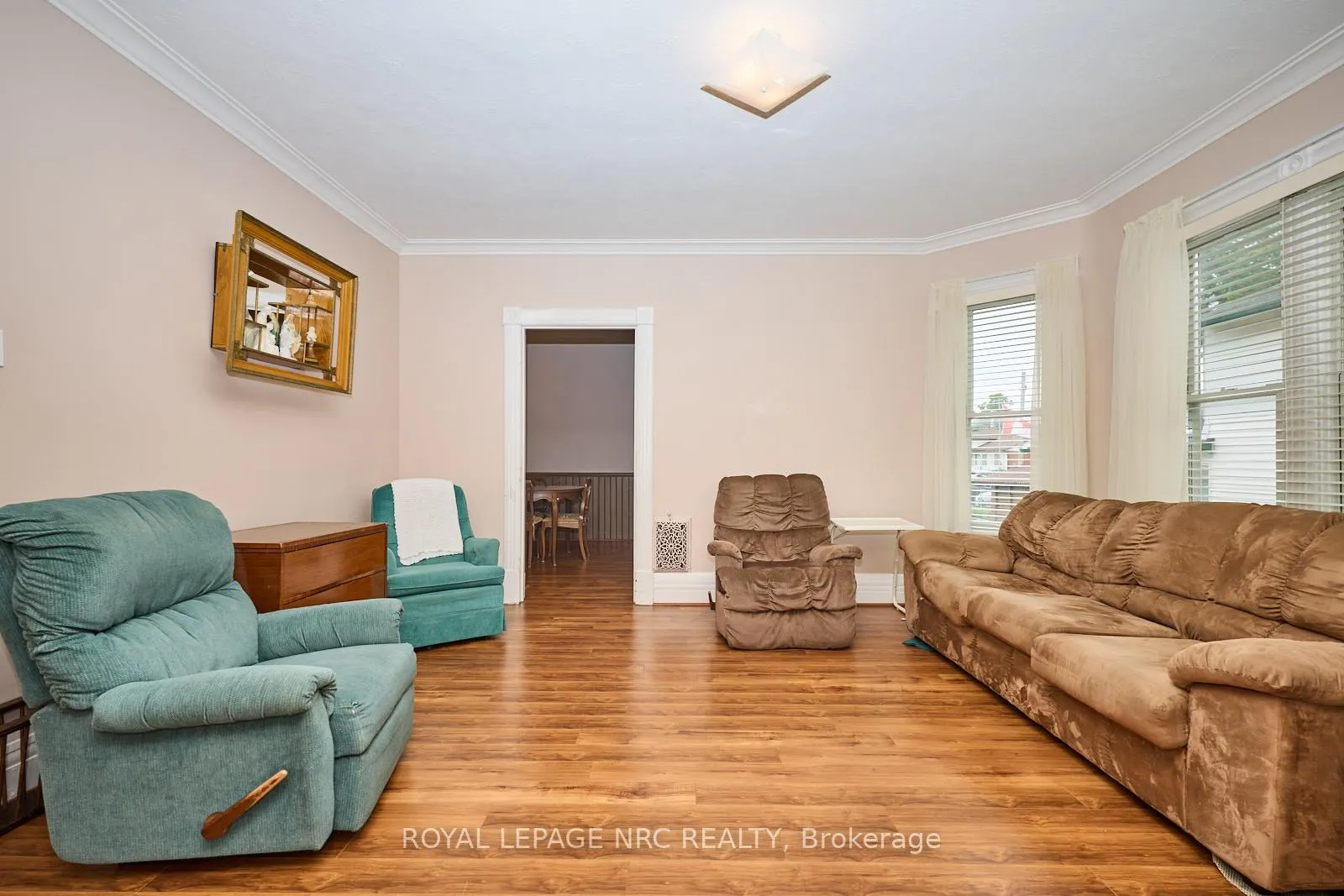 Photo 14 of 9 Pine Street S, Thorold, Thorold Downtown — HOMEH