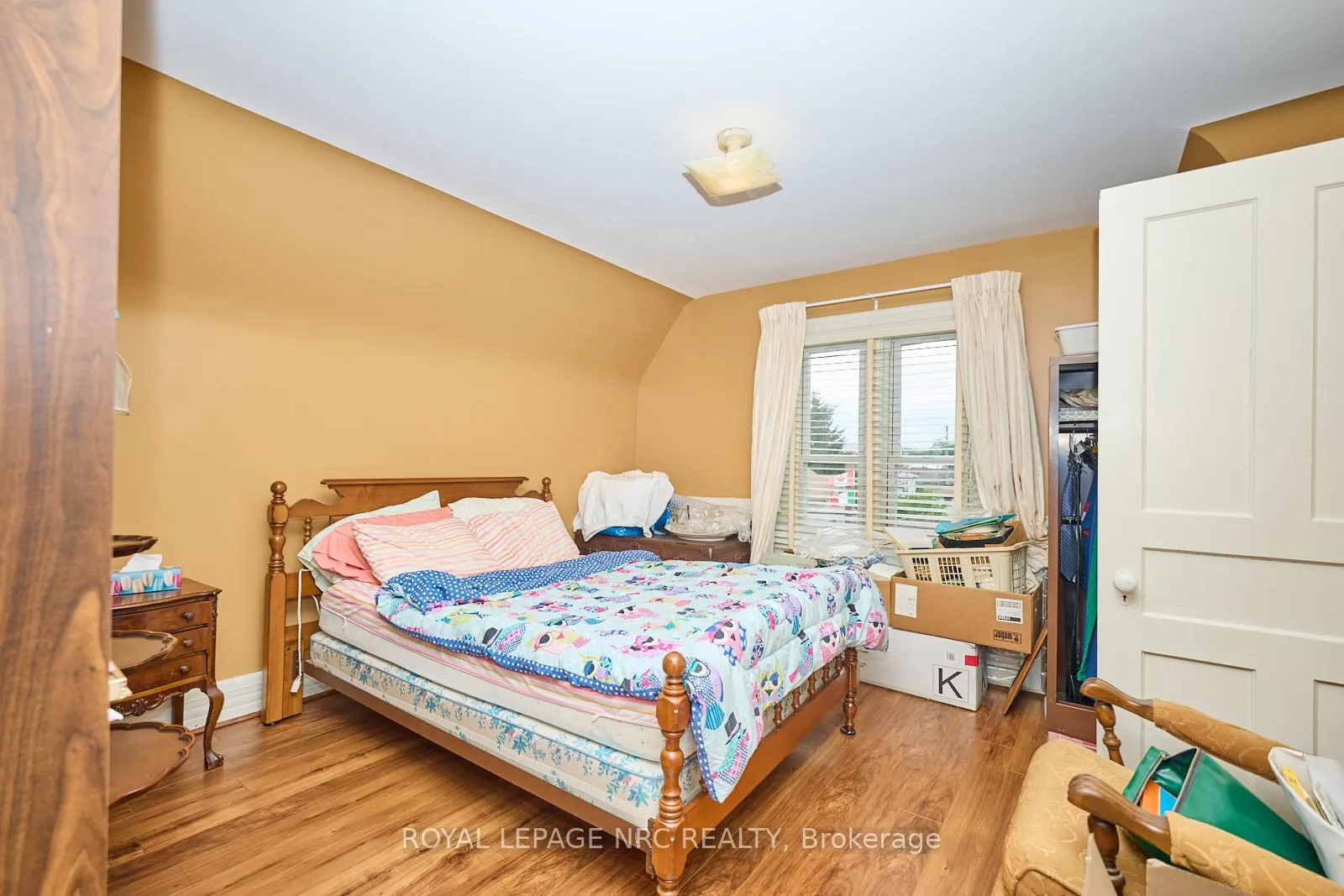 Photo 21 of 9 Pine Street S, Thorold, Thorold Downtown — HOMEH