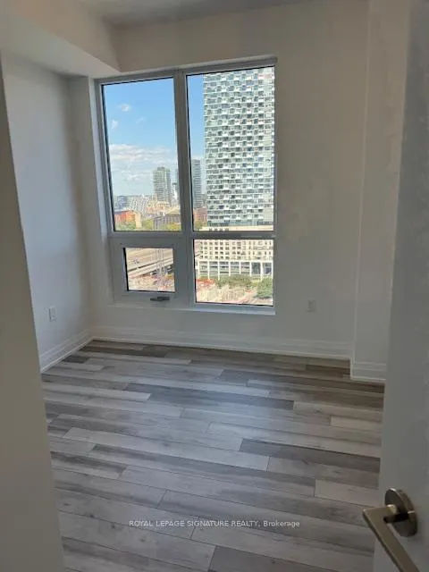 Photo 20 of Unit 1713, 15 Richardson Street, North York, Beechborough-Greenbrook — HOMEH