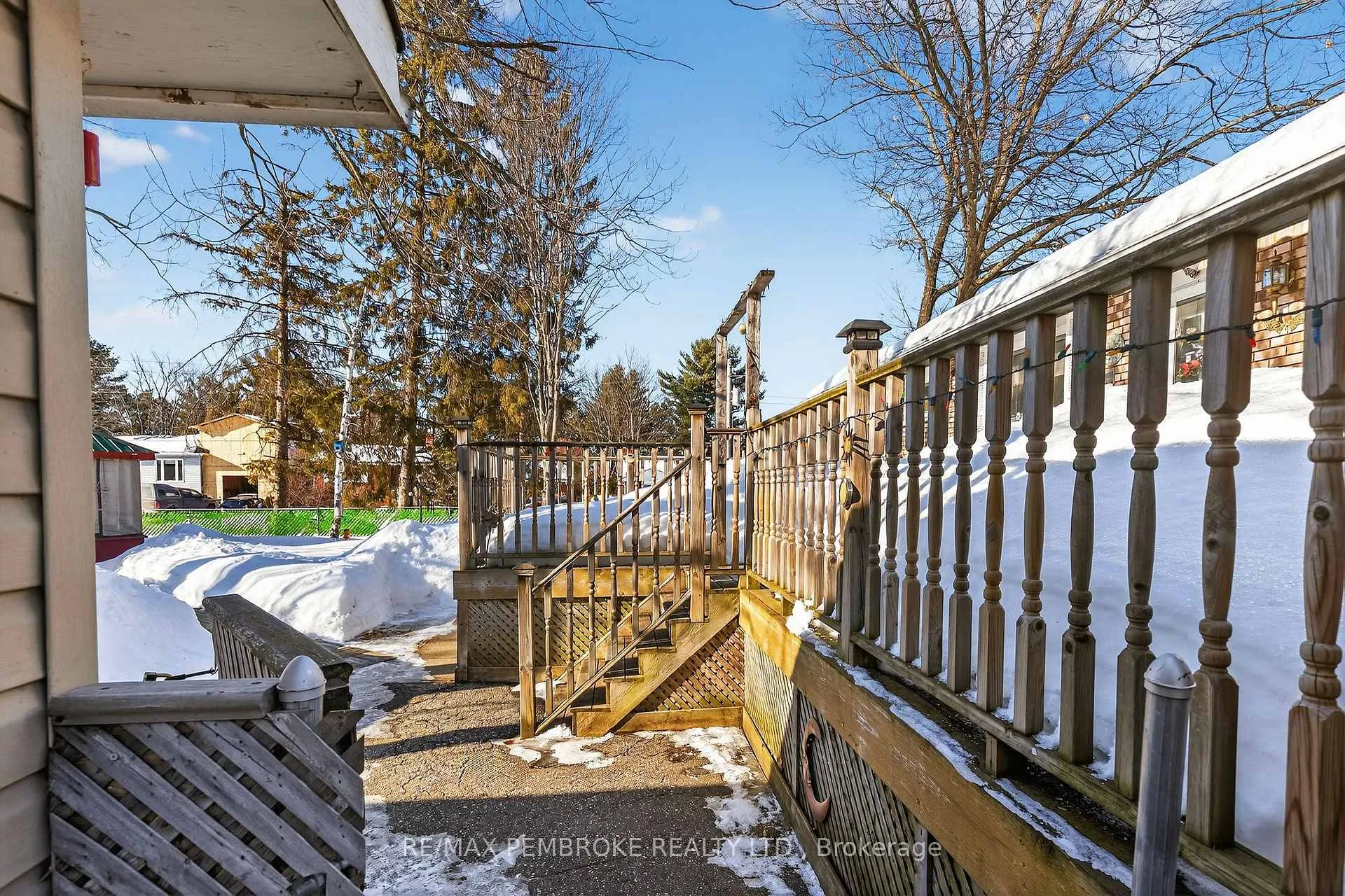 Photo 34 of 17 Roy Street, Petawawa — HOMEH