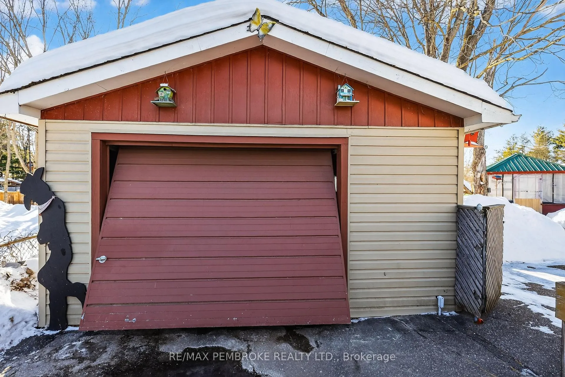 Photo 36 of 17 Roy Street, Petawawa — HOMEH