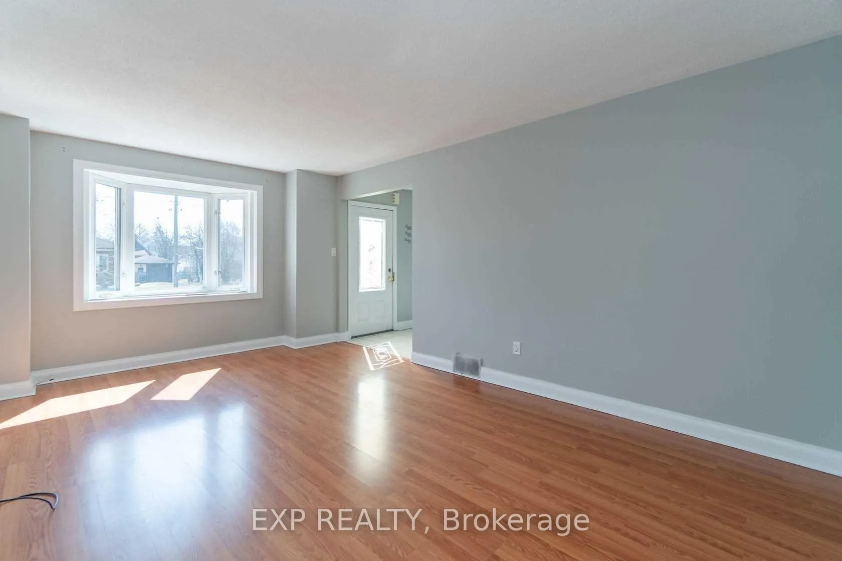Photo 11 of 204 John Street, Brampton, Queen Street Corridor — HOMEH
