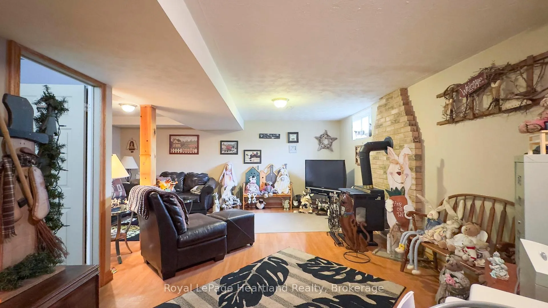 Photo 25 of 91 Anglesea Street, Goderich, Goderich (Town) — HOMEH
