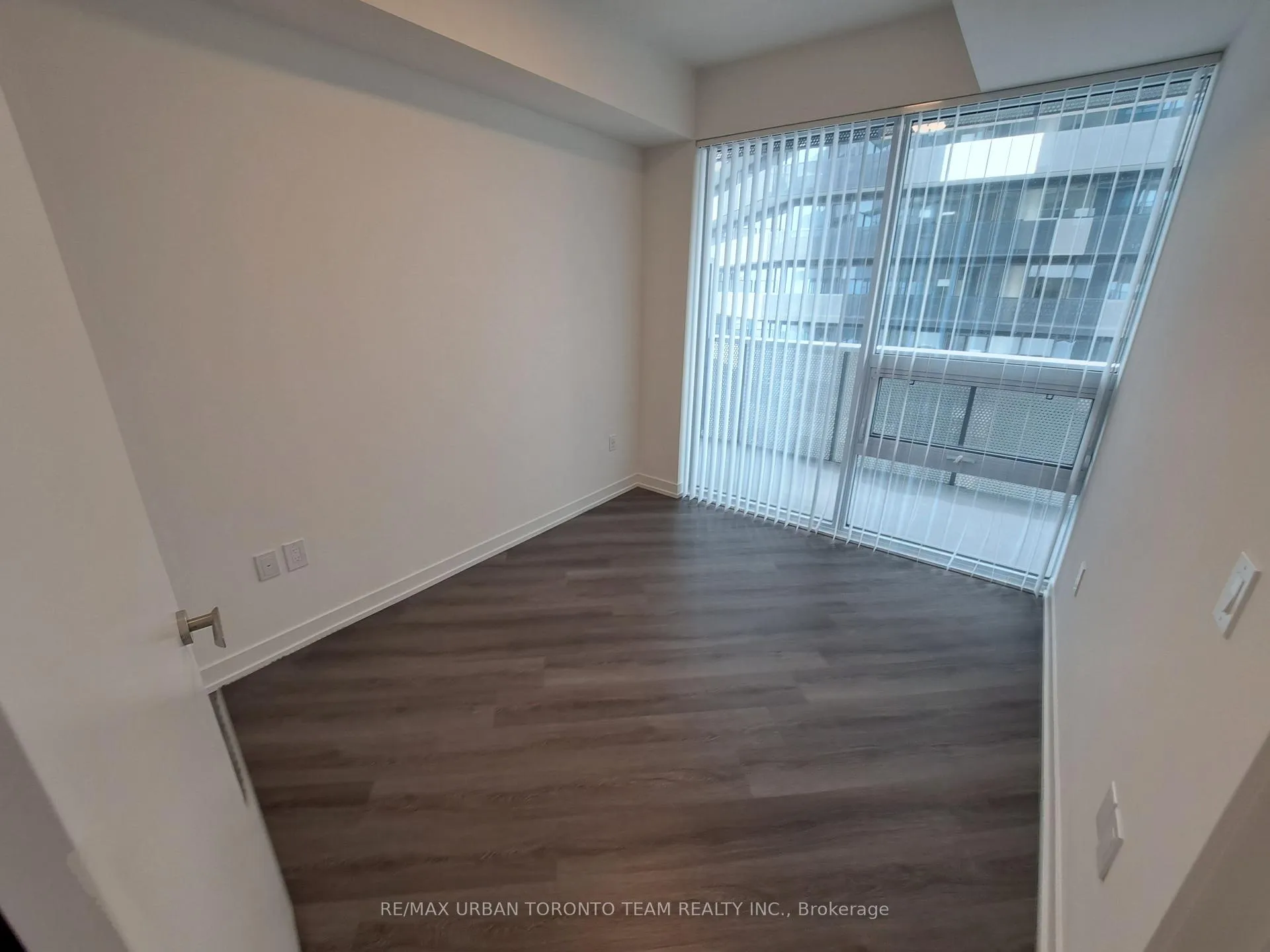 Photo 5 of Unit 5812, 138 Downes Street, Toronto, Waterfront Communities — HOMEH