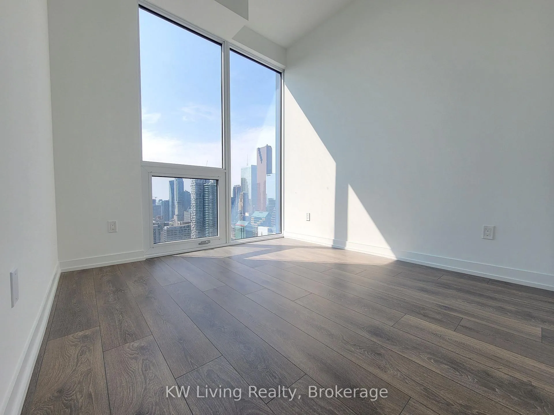 Photo 10 of Unit Ph06, 82 Dalhousie Street, Toronto, Church-Yonge Corridor — HOMEH