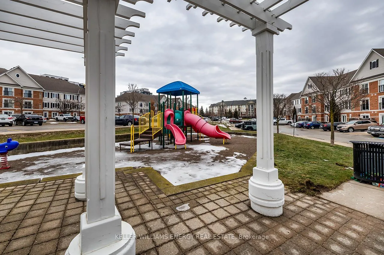 Photo 21 of Unit 104, 94 Aspen Springs Drive, Clarington, Bowmanville — HOMEH