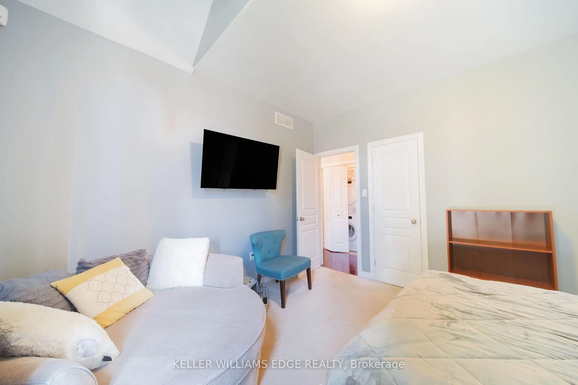 Photo 11 of Unit 17, 31 Book Road, Grimsby, Grimsby East — HOMEH