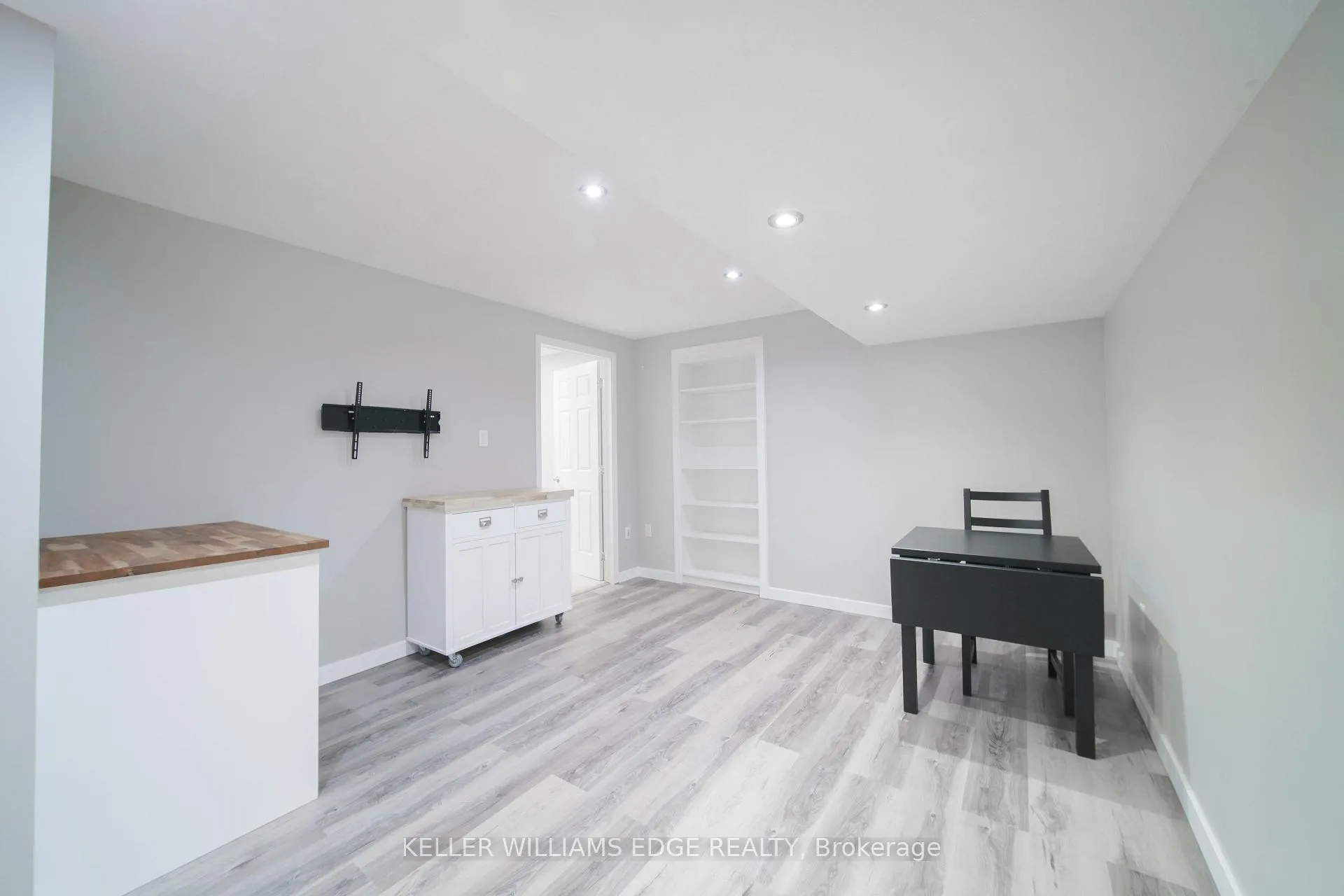 Photo 36 of Unit 17, 31 Book Road, Grimsby, Grimsby East — HOMEH