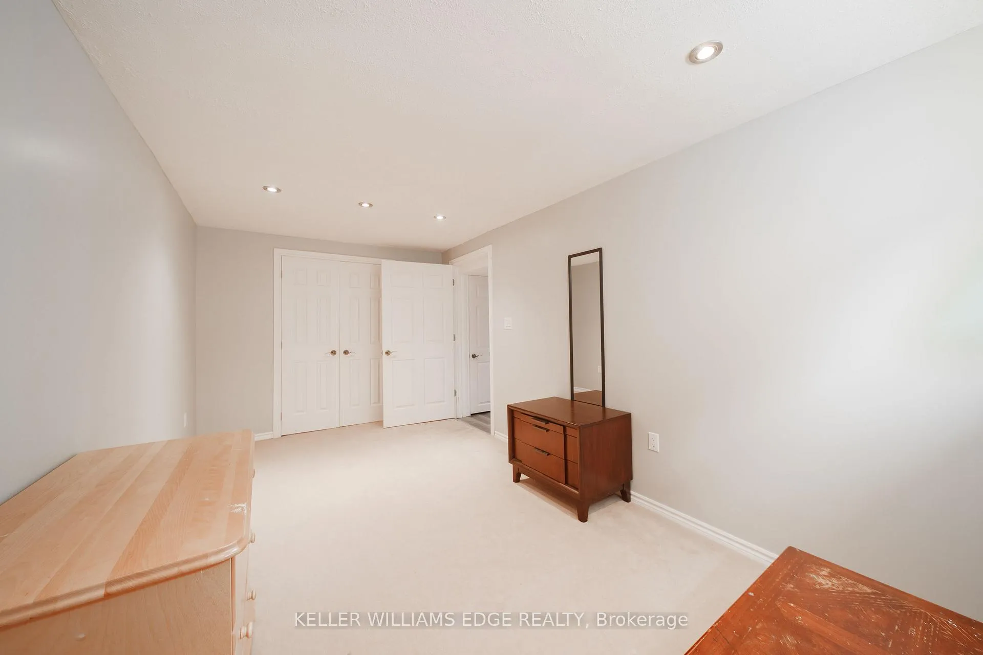 Photo 41 of Unit 17, 31 Book Road, Grimsby, Grimsby East — HOMEH