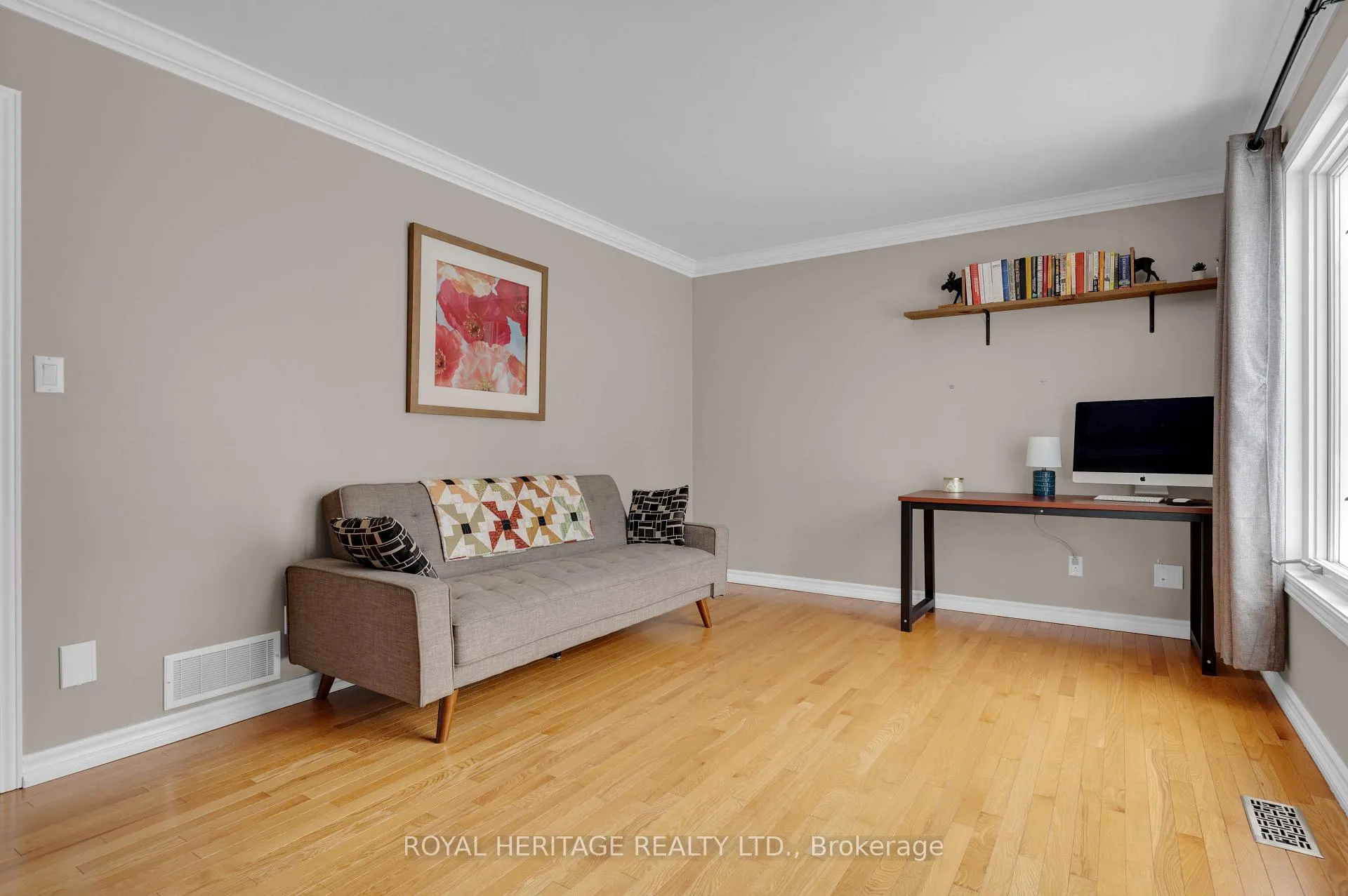 Photo 2 of 92 Parkview Heights, Quinte West, Murray Ward — HOMEH