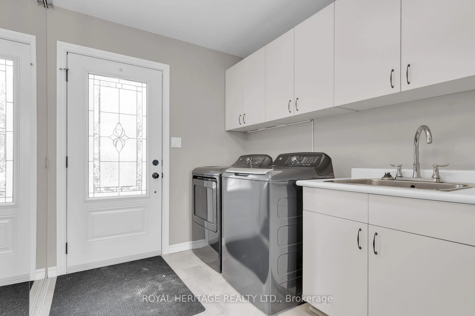 Photo 17 of 92 Parkview Heights, Quinte West, Murray Ward — HOMEH
