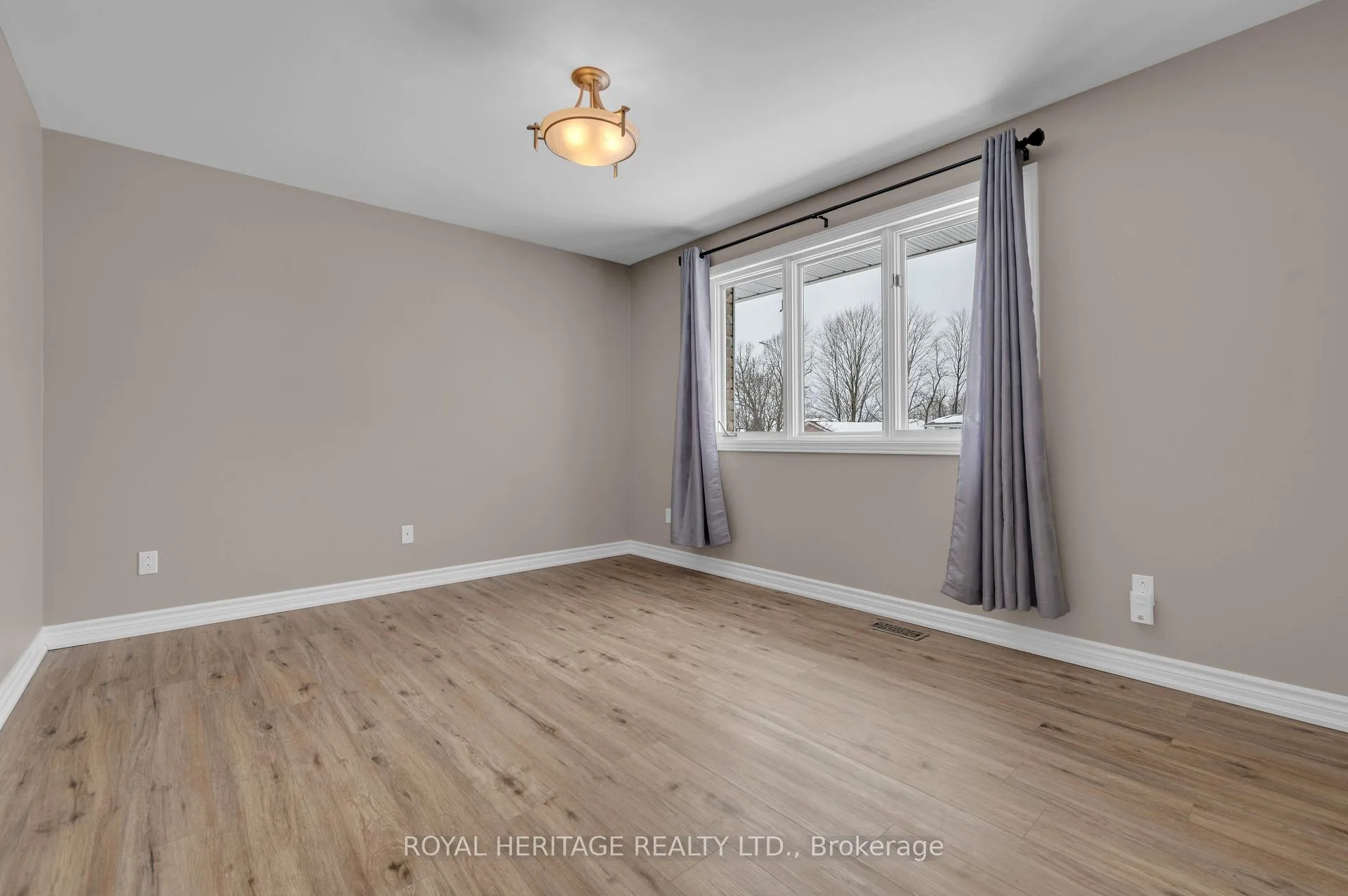 Photo 20 of 92 Parkview Heights, Quinte West, Murray Ward — HOMEH