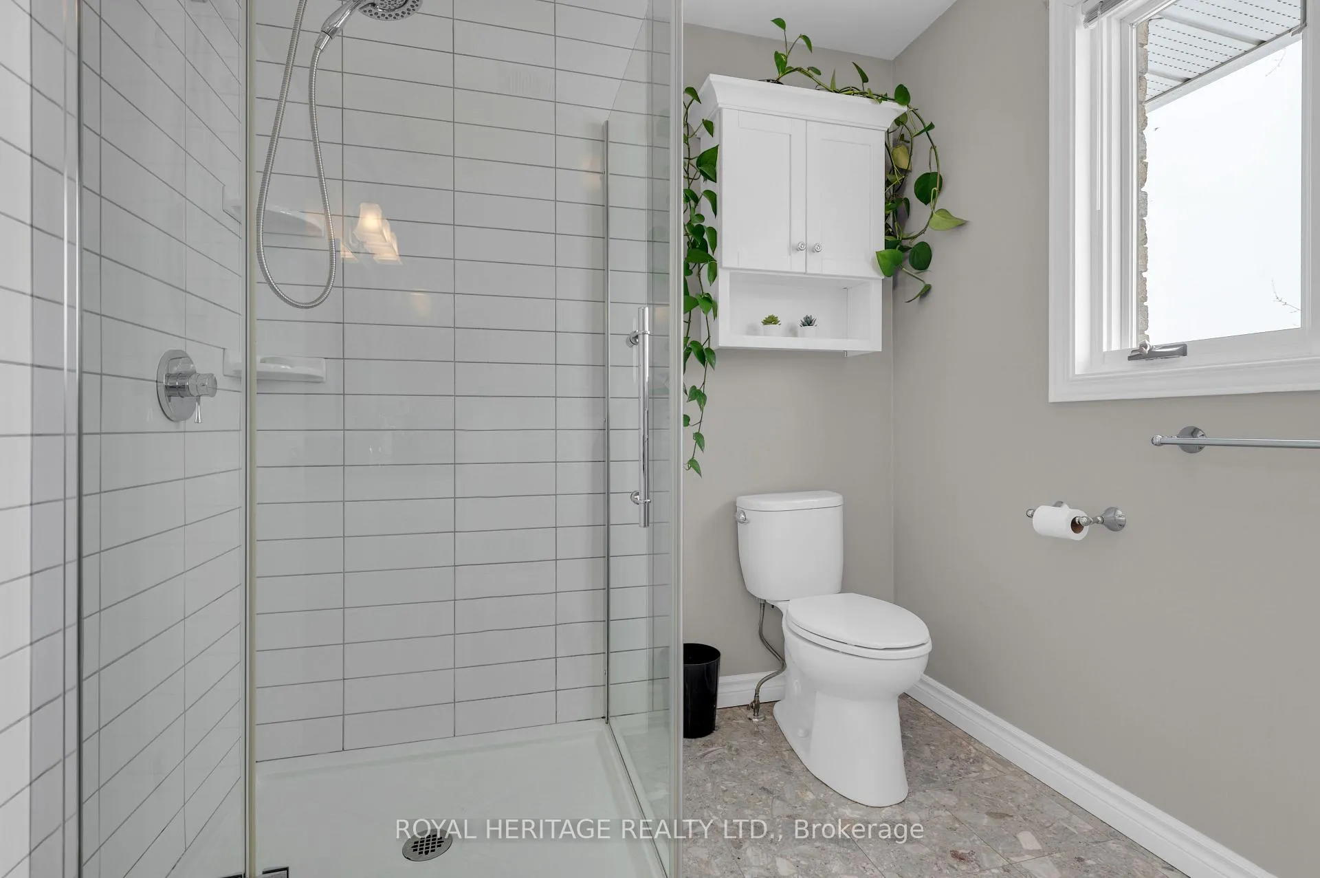 Photo 26 of 92 Parkview Heights, Quinte West, Murray Ward — HOMEH