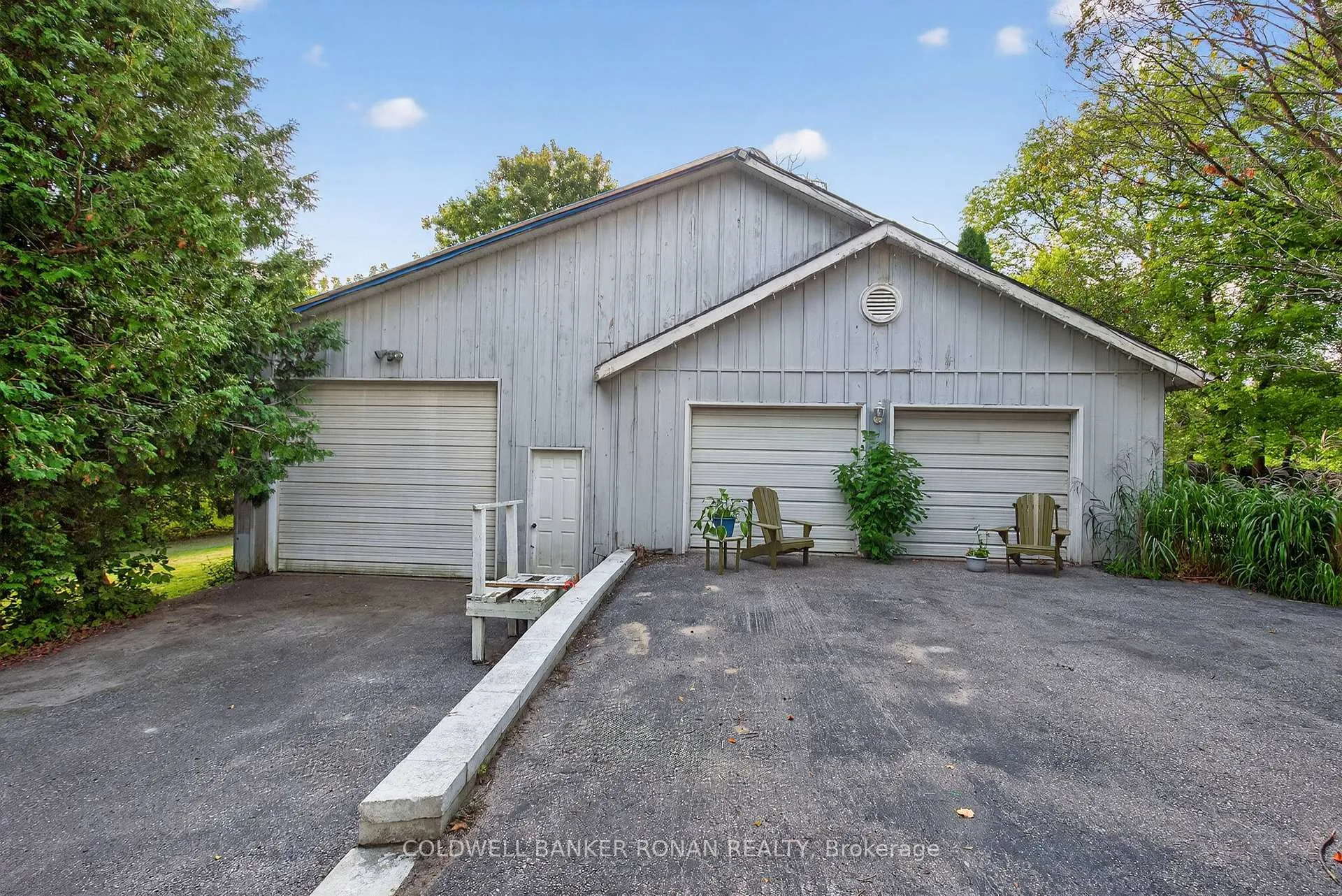 Photo 6 of 1516 17th Side Road, New Tecumseth, Rural New Tecumseth — HOMEH