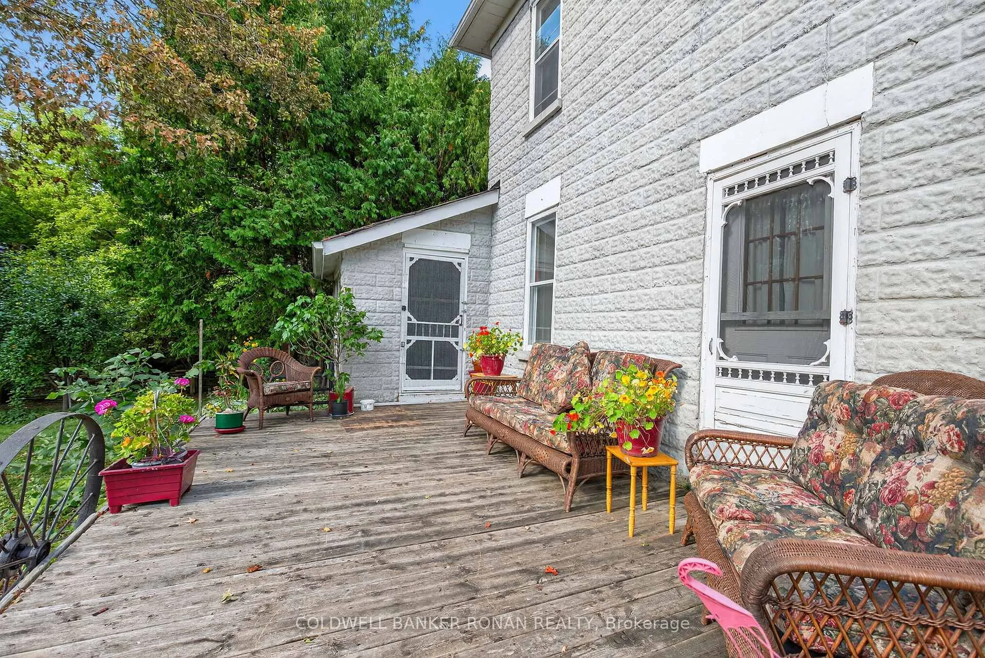 Photo 17 of 1516 17th Side Road, New Tecumseth, Rural New Tecumseth — HOMEH