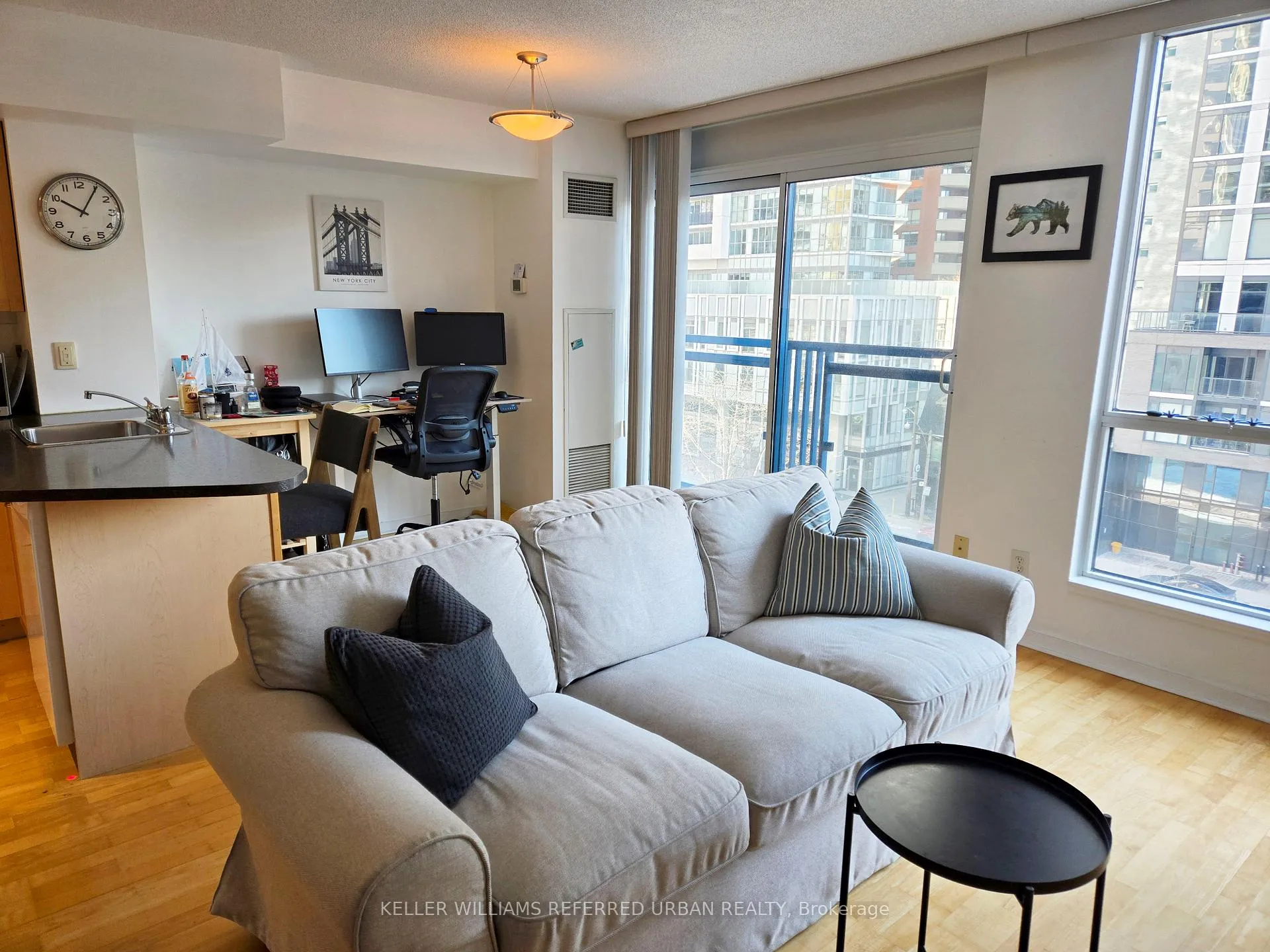 Photo 7 of Unit 609, 75 Dalhousie Street, Toronto, Church-Yonge Corridor — HOMEH
