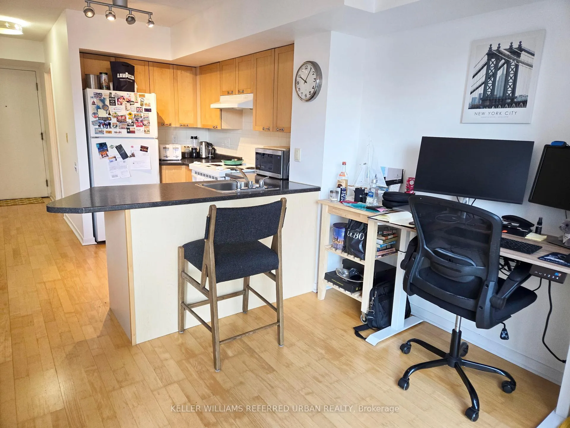 Photo 8 of Unit 609, 75 Dalhousie Street, Toronto, Church-Yonge Corridor — HOMEH