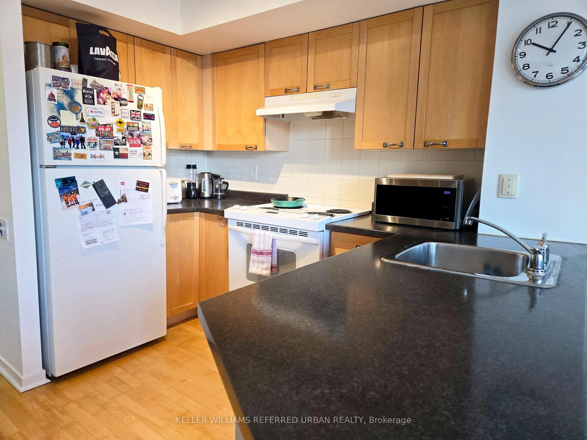Photo 11 of Unit 609, 75 Dalhousie Street, Toronto, Church-Yonge Corridor — HOMEH