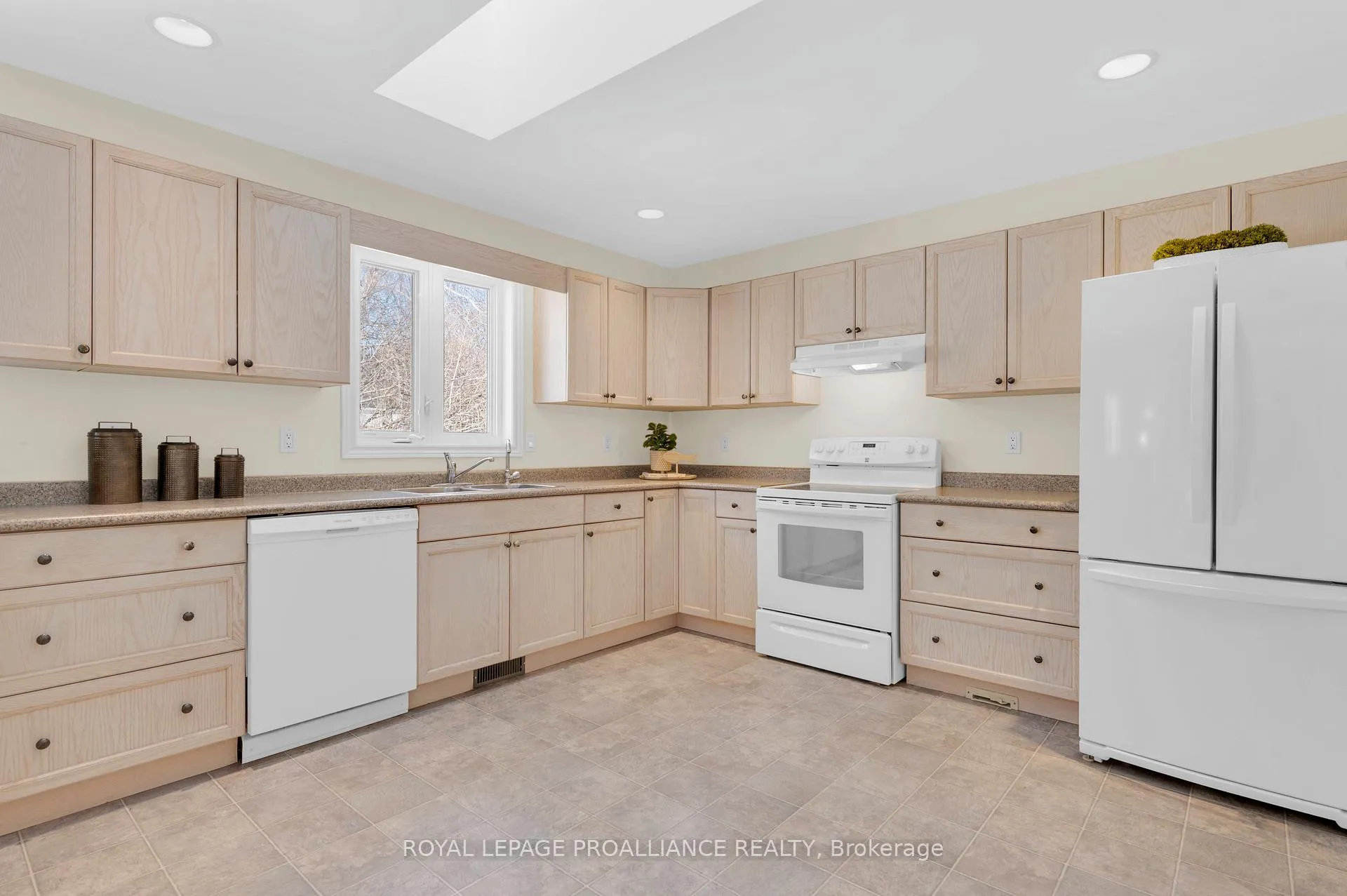 Photo 13 of 30 Sandpiper Way, Brighton — HOMEH