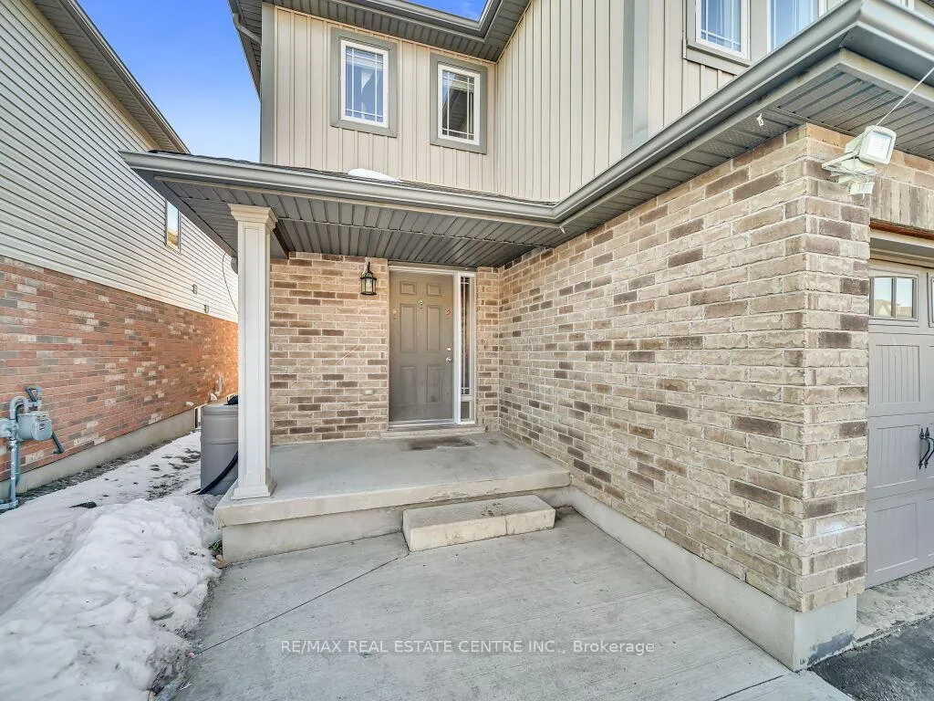 Photo 3 of 181 Summit Ridge Trail, Guelph, Grange Road — HOMEH