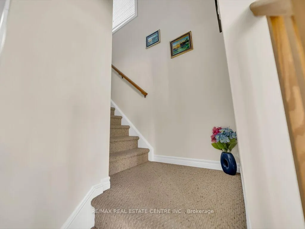 Photo 15 of 181 Summit Ridge Trail, Guelph, Grange Road — HOMEH