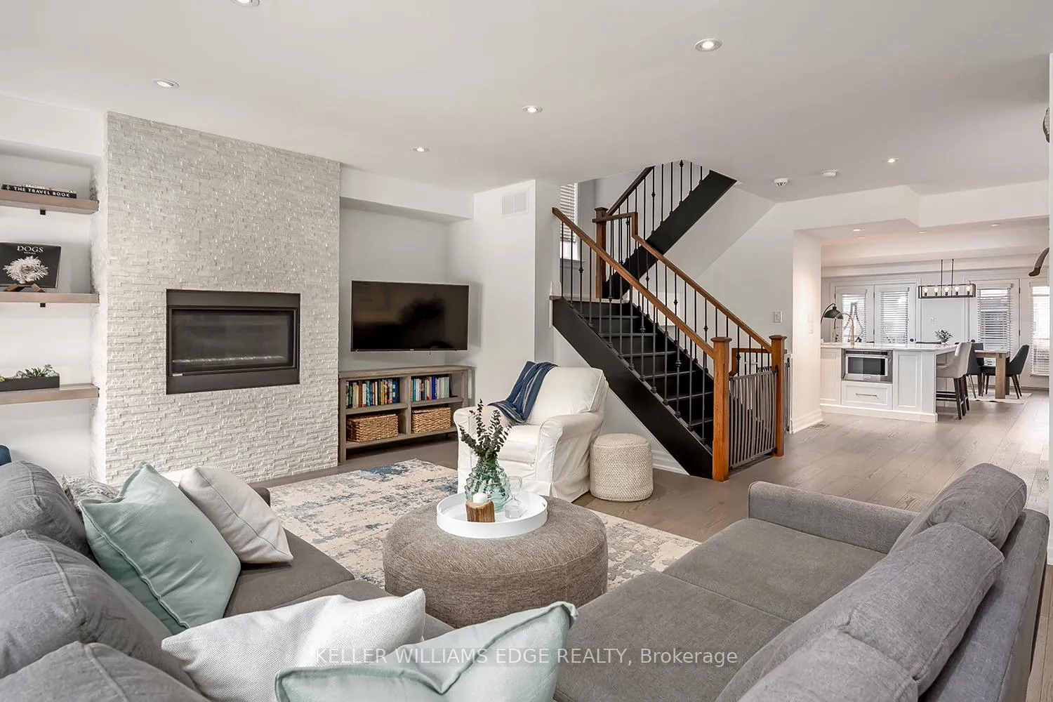 Photo 18 of 500 Burlington Avenue, Burlington, Brant — HOMEH