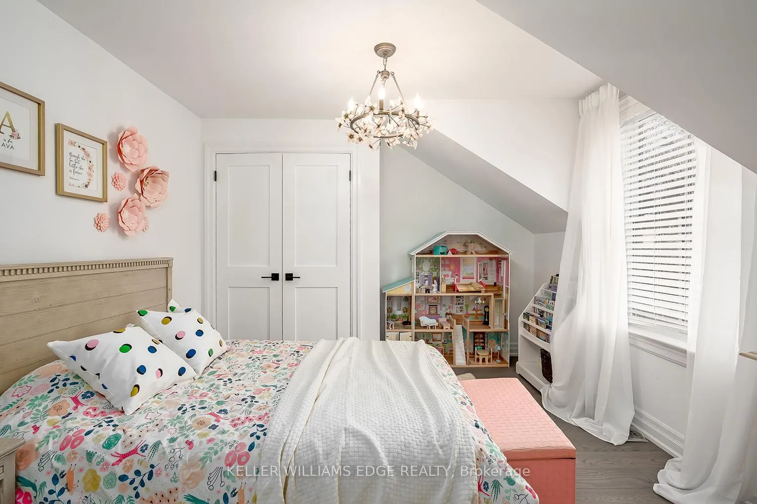 Photo 29 of 500 Burlington Avenue, Burlington, Brant — HOMEH