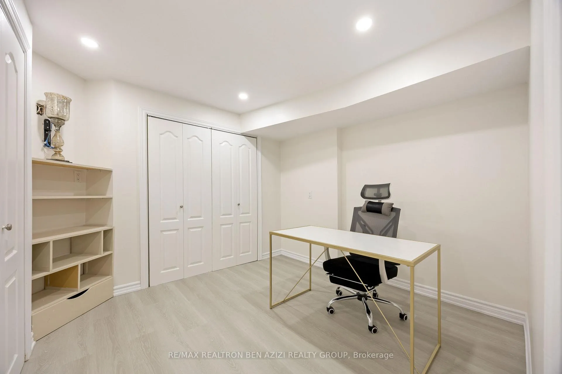 Photo 37 of 78 Charing Crescent, Aurora, Aurora Highlands — HOMEH