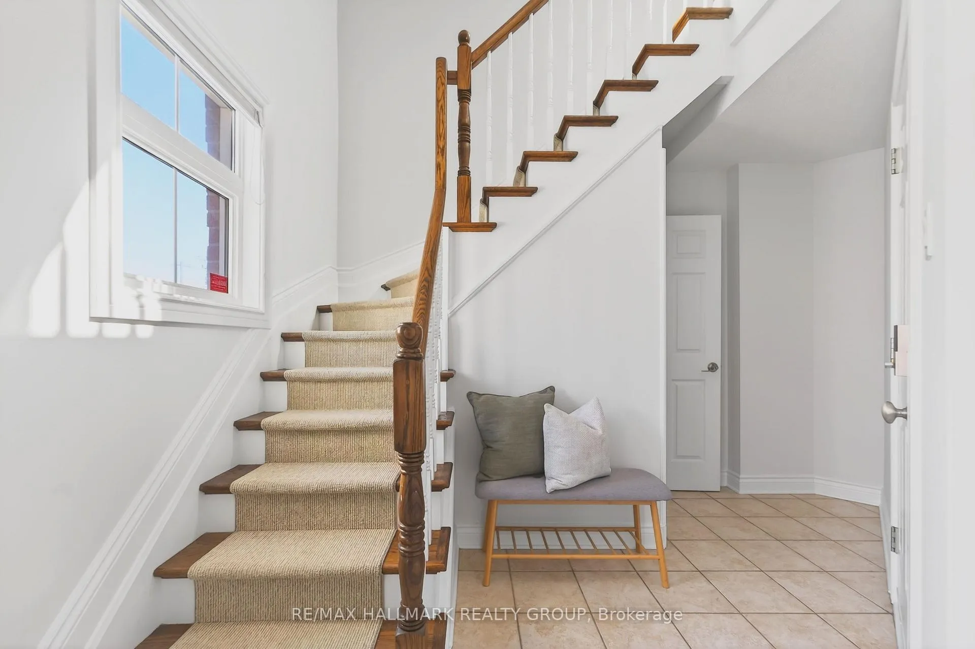 Photo 8 of 6 Harvey Street, Ottawa, Ottawa East — HOMEH