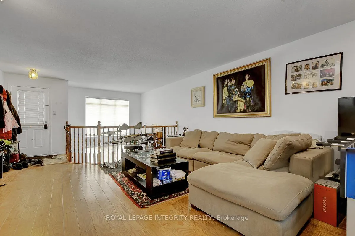 Photo 2 of 4487 Harper Avenue N, Ottawa, Carson Grove — HOMEH