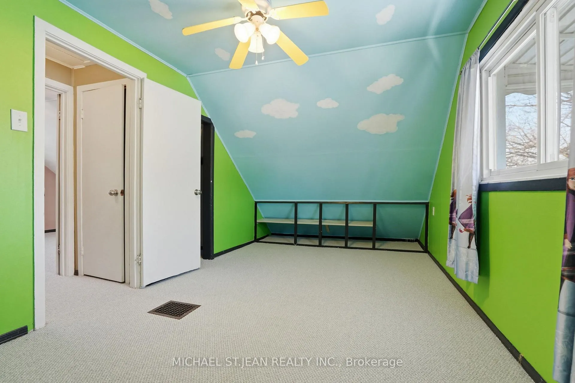 Photo 21 of 176 Adair Avenue N, Hamilton, McQuesten — HOMEH